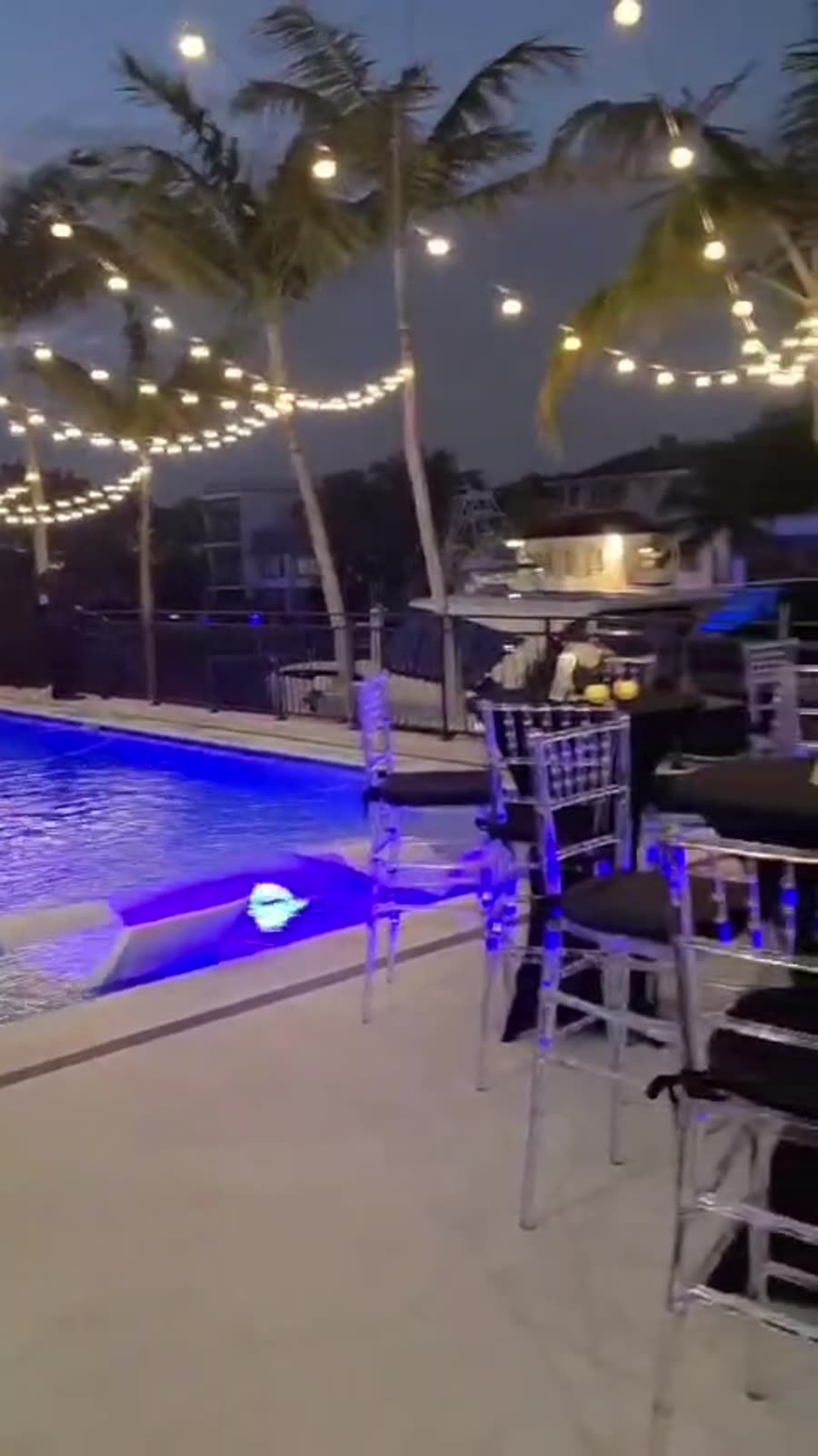 Crepes Party Express — video